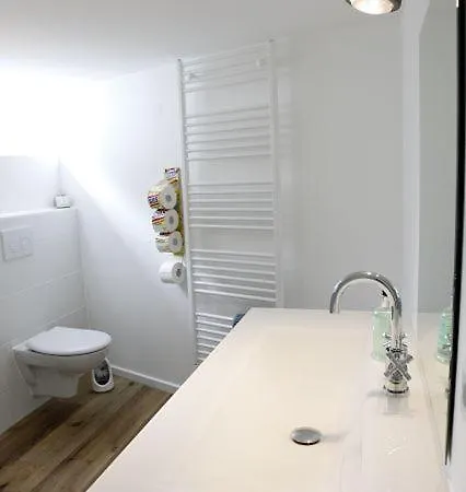 Апартаменты Inn66 Poolhaus Зундерн